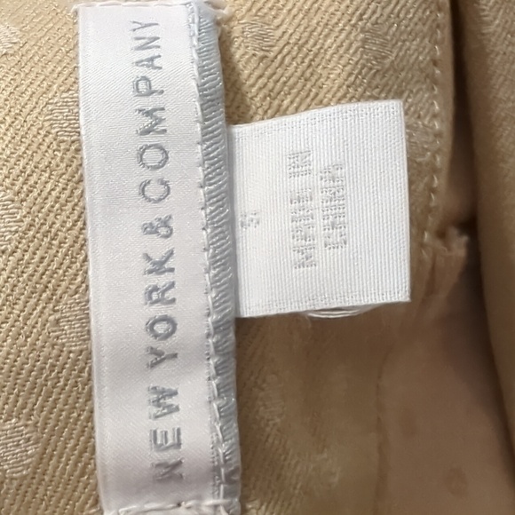 ✨3/$15✨ New York & Company Women's Skirt - Picture 8 of 9